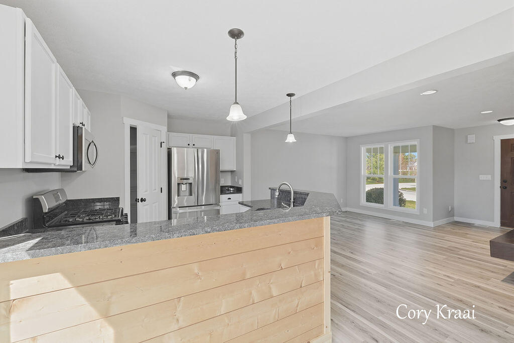 6233 Norfolk Drive Norton Shores MI 49444