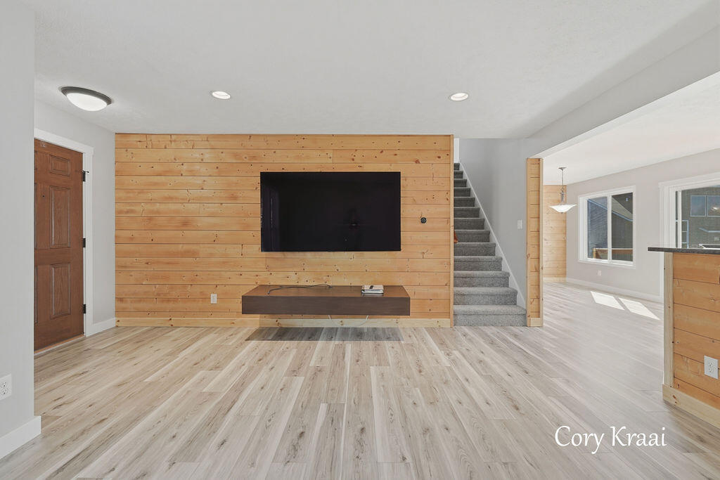 6233 Norfolk Drive Norton Shores MI 49444
