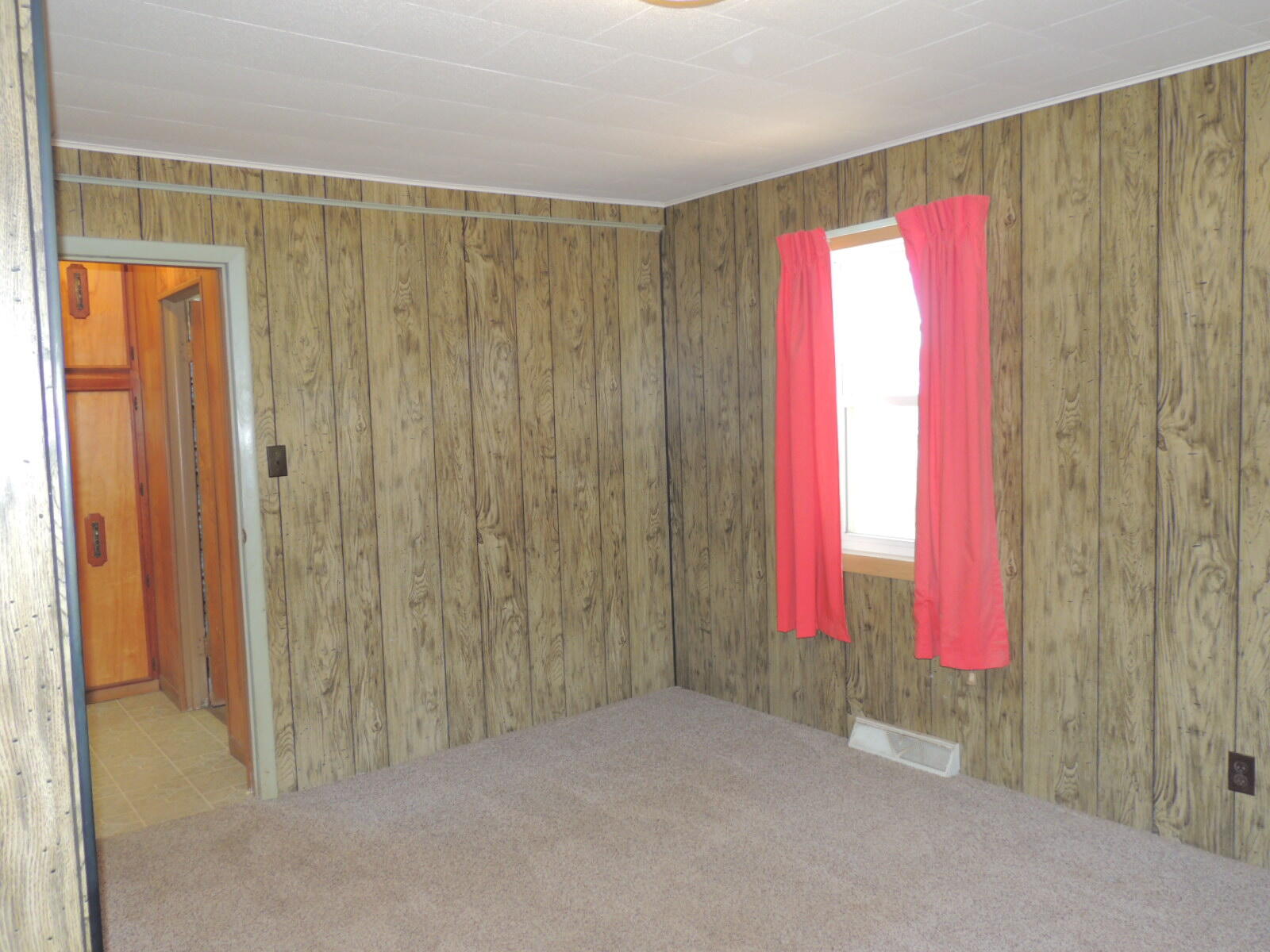 3323 Blue Star Highway Saugatuck MI 49453