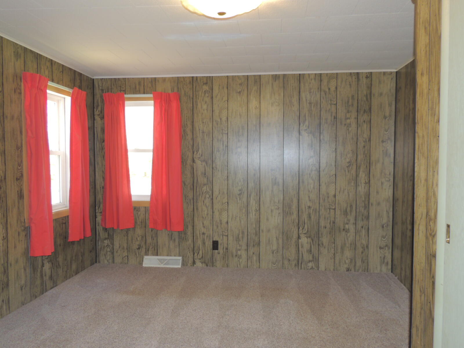 3323 Blue Star Highway Saugatuck MI 49453