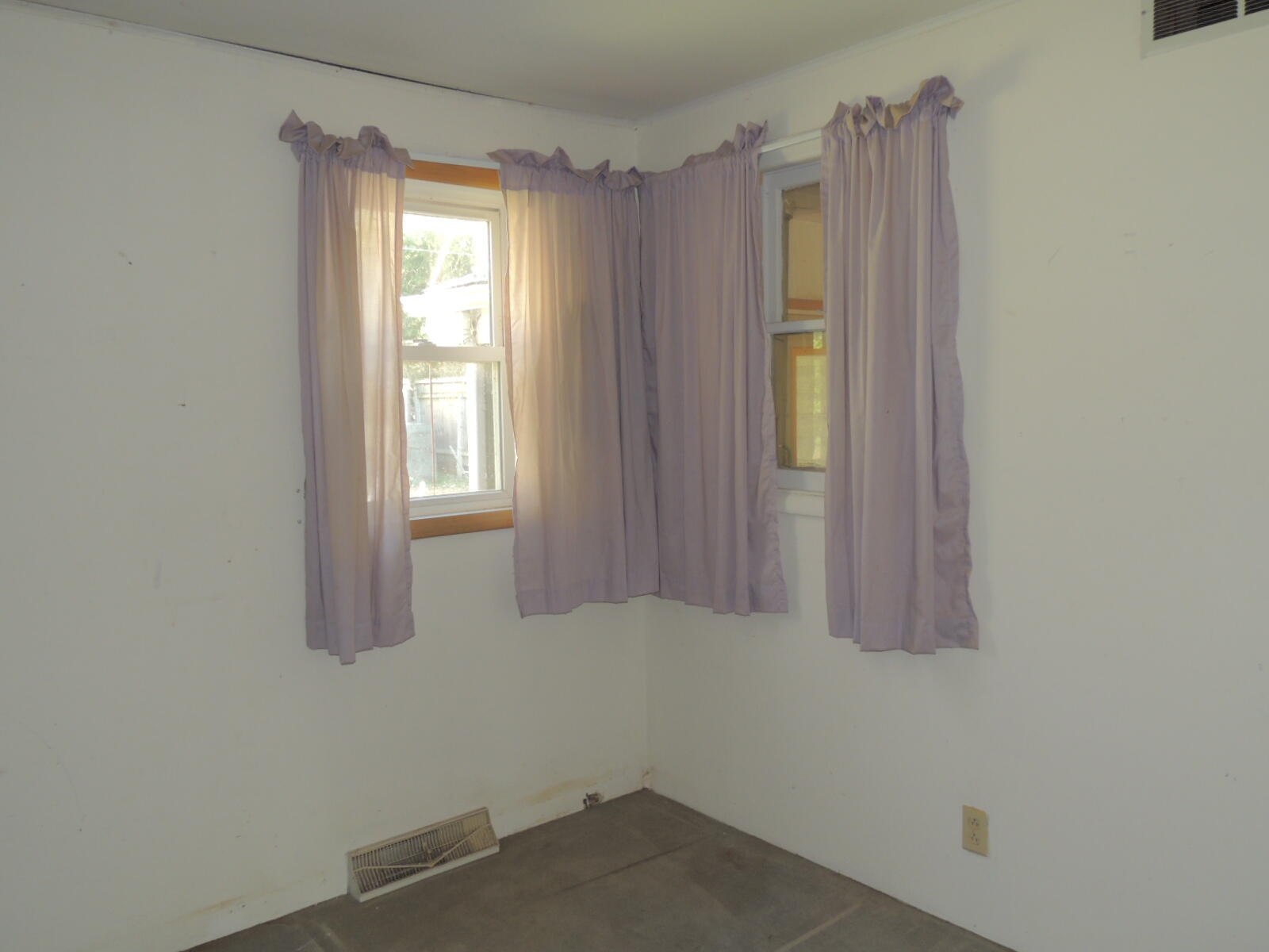 3323 Blue Star Highway Saugatuck MI 49453