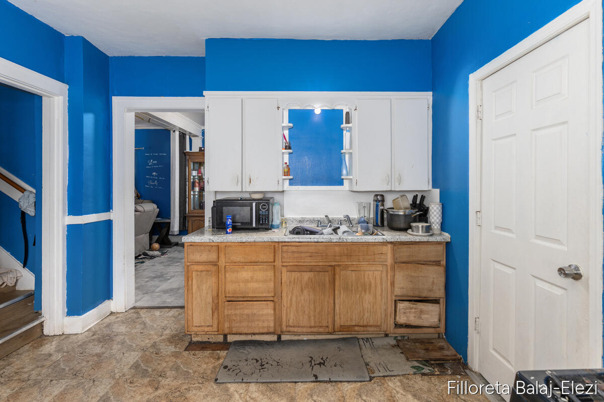 627 Watkins Street SE Grand Rapids MI 49507