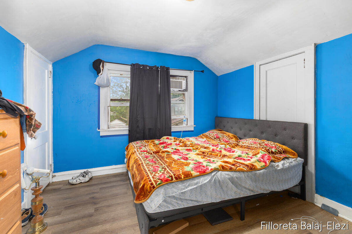 627 Watkins Street SE Grand Rapids MI 49507