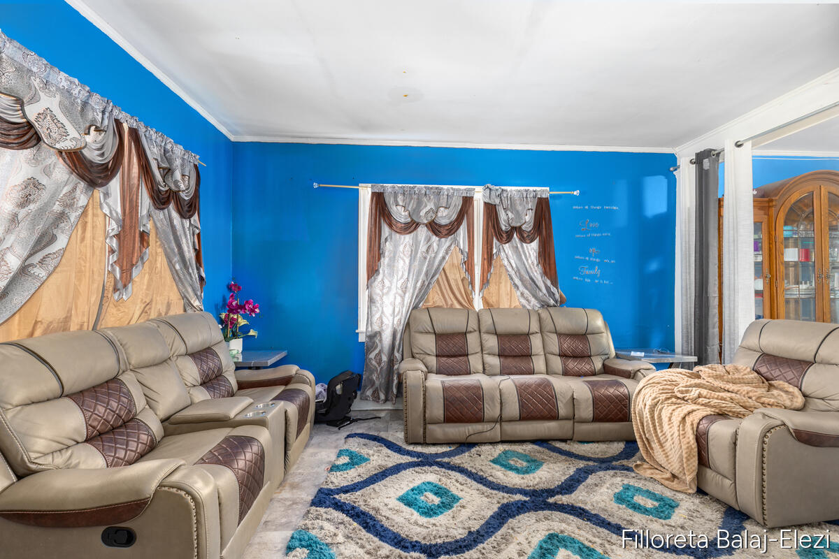 627 Watkins Street SE Grand Rapids MI 49507