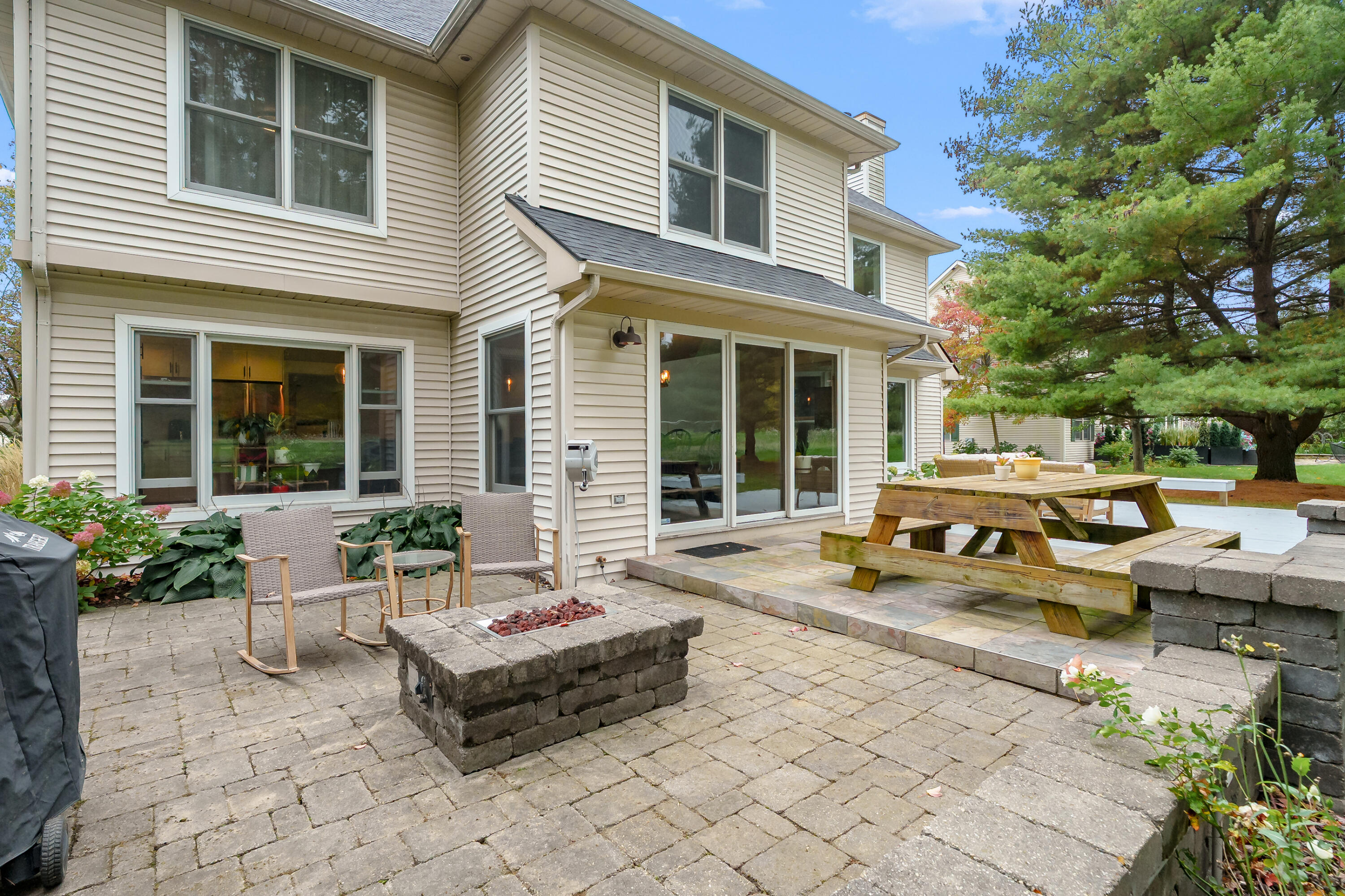 7392 Dunross Drive Portage MI 49024