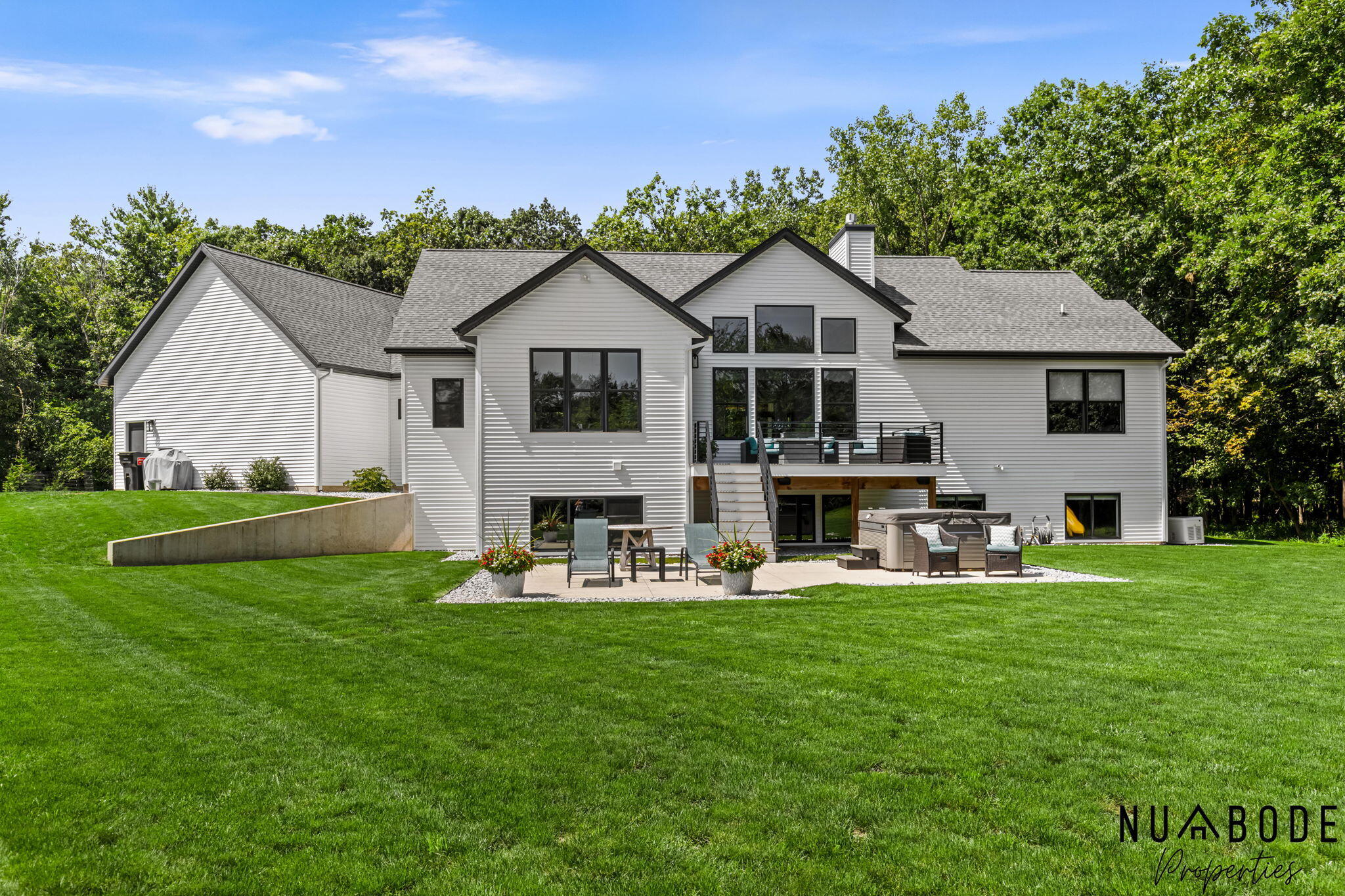 10150 26th Avenue NW Grand Rapids MI 49534