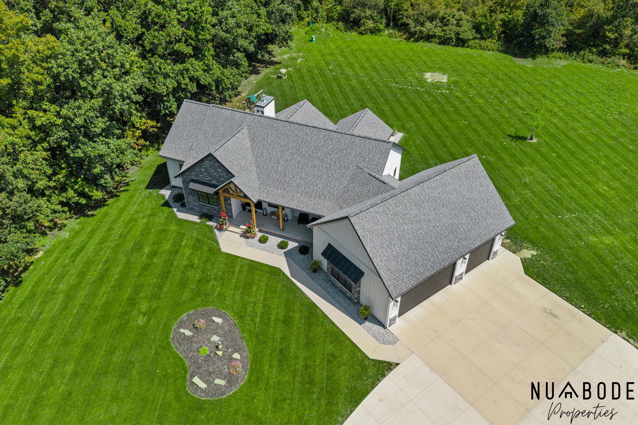 10150 26th Avenue NW Grand Rapids MI 49534