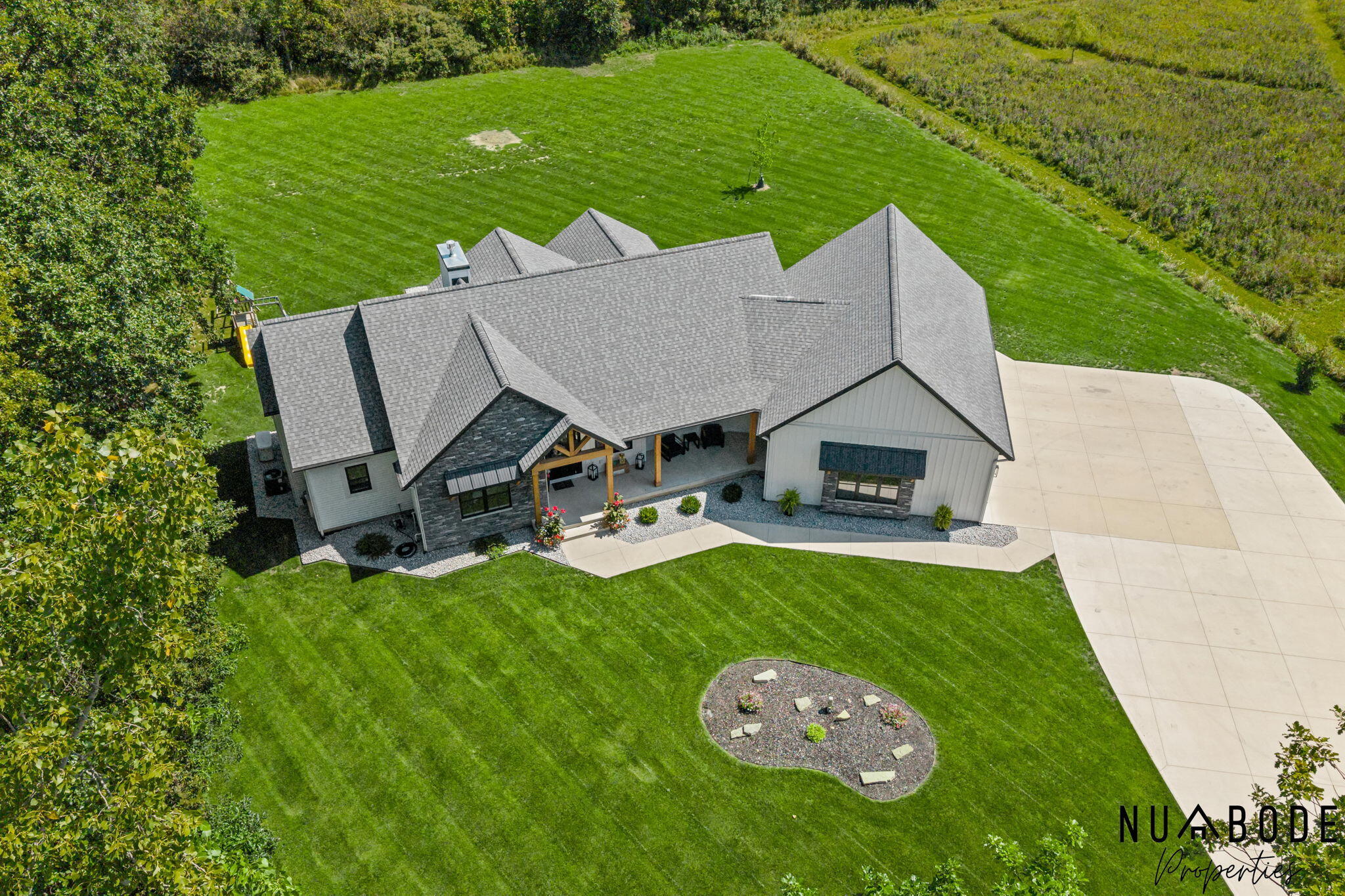 10150 26th Avenue NW Grand Rapids MI 49534