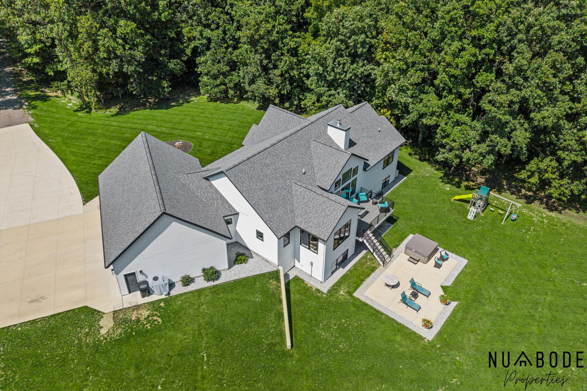 10150 26th Avenue NW Grand Rapids MI 49534