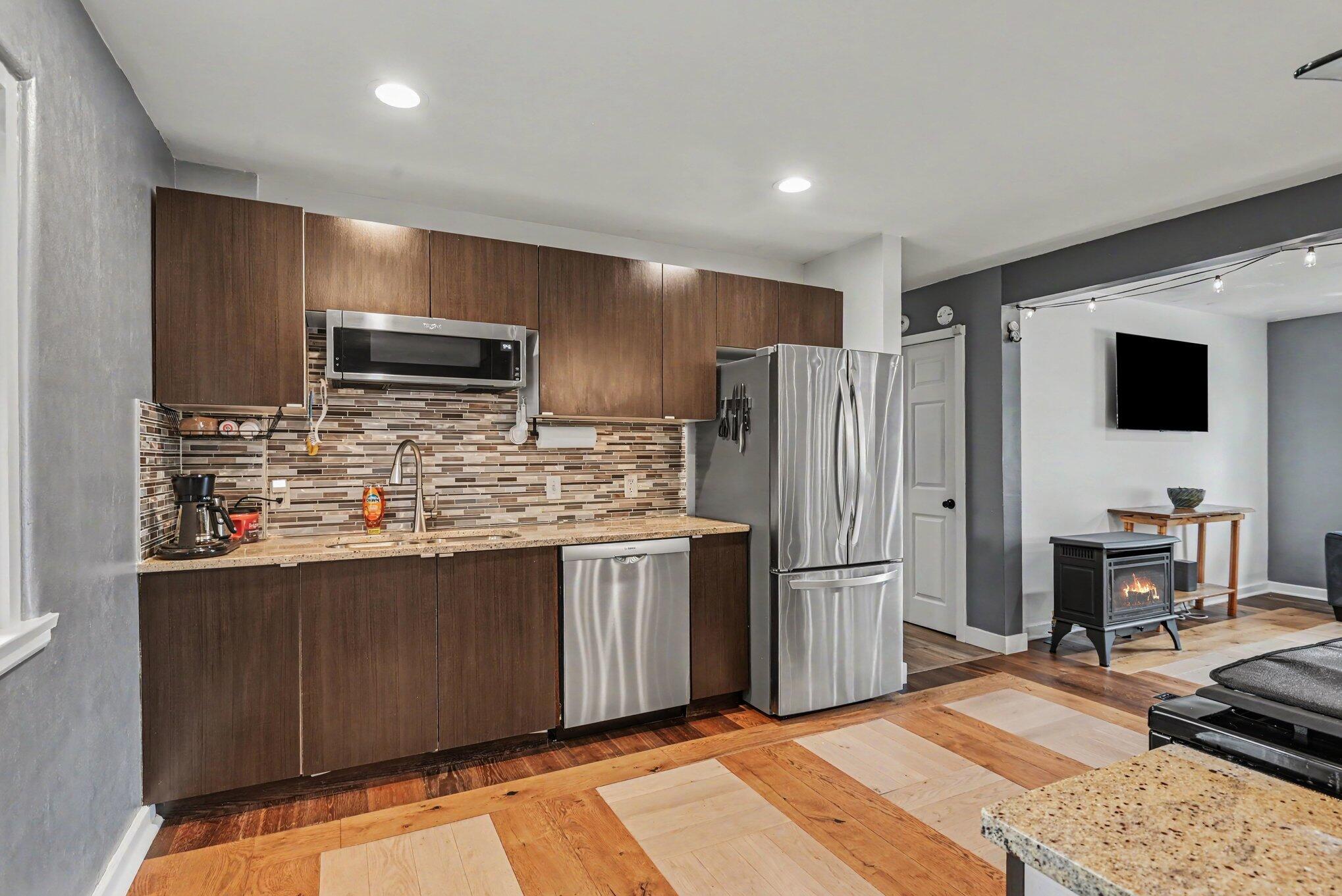 32 Cherry Street Holland MI 49423