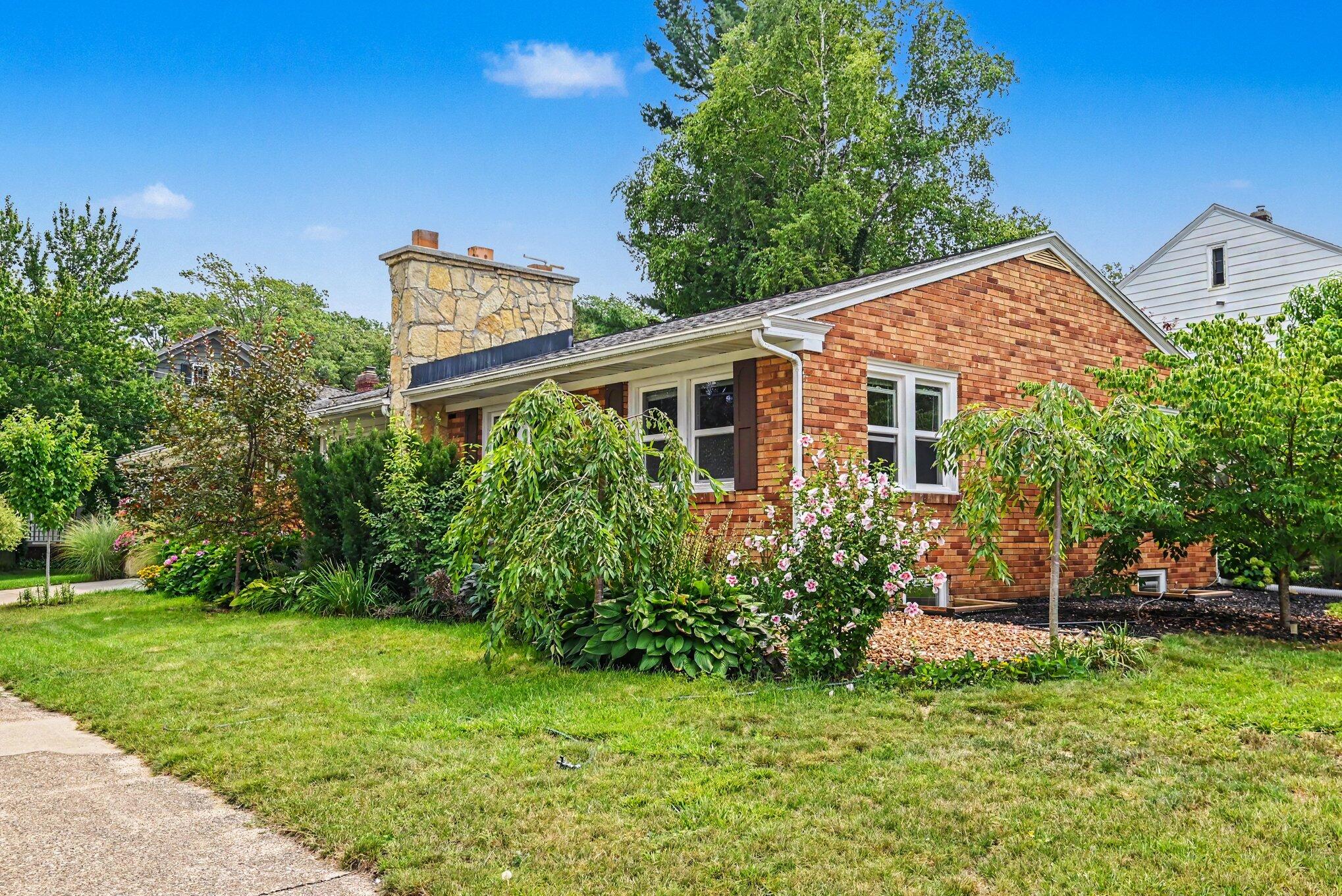 32 Cherry Street Holland MI 49423