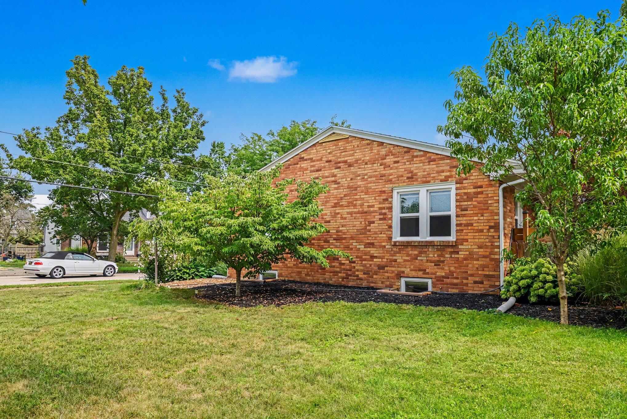 32 Cherry Street Holland MI 49423