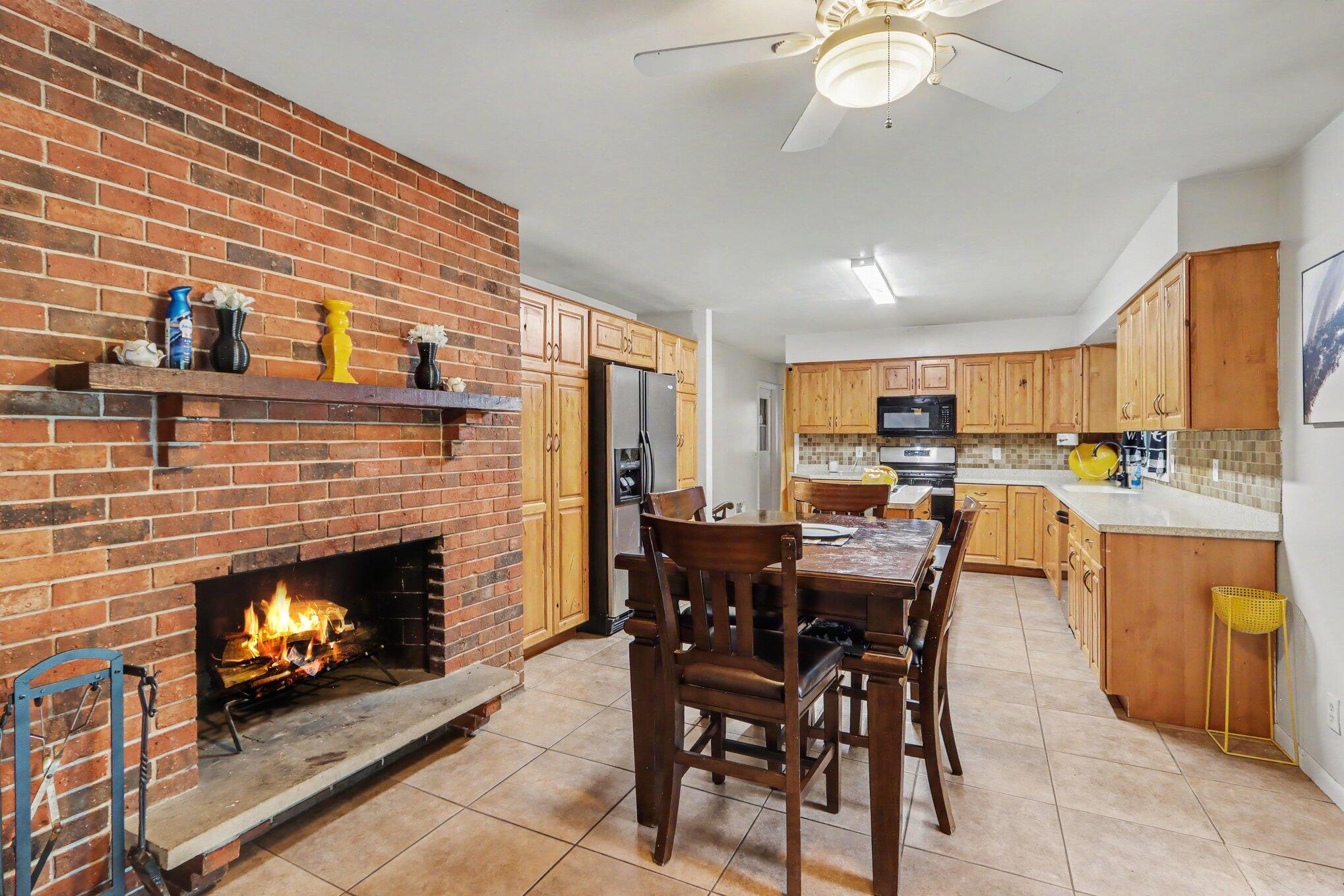 6915 Springbrook Lane Kalamazoo MI 49004