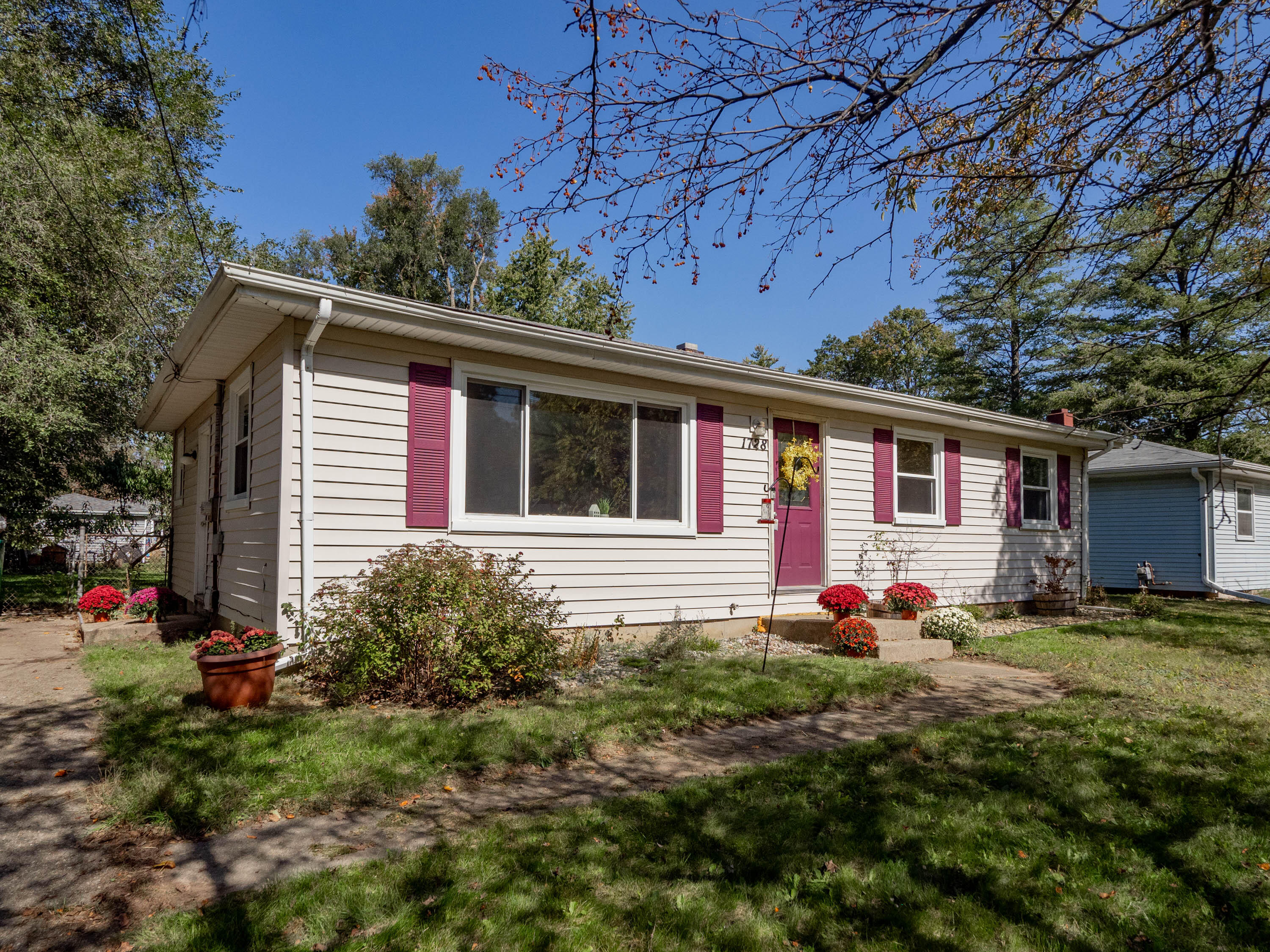 1728 Greenview Avenue Portage MI 49024