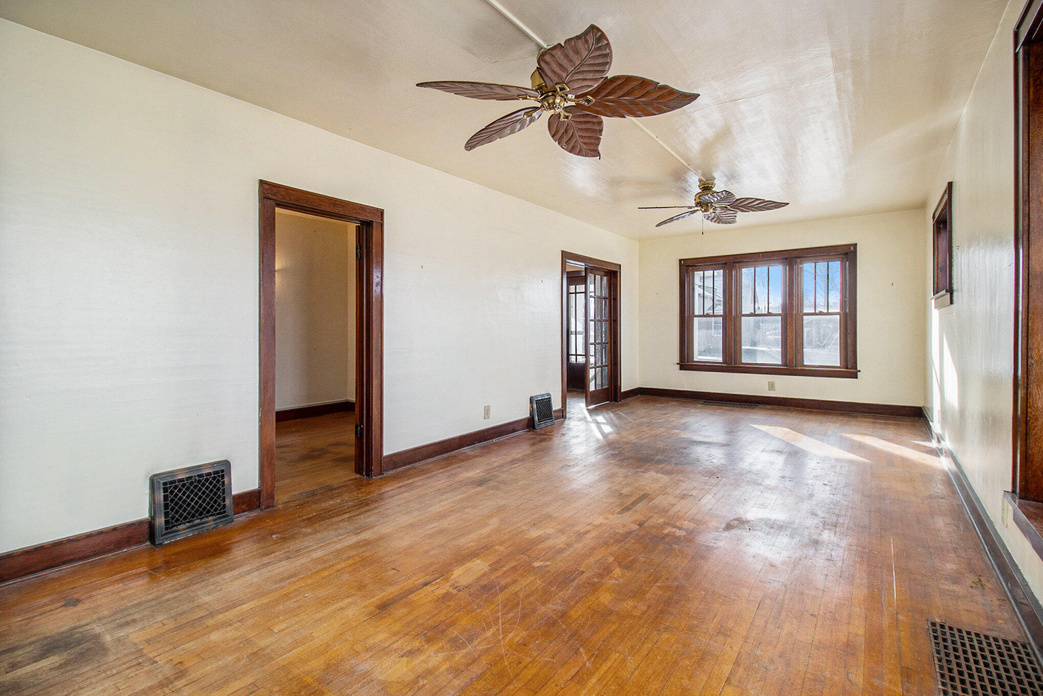 603 E Dowland Street Ludington MI 49431
