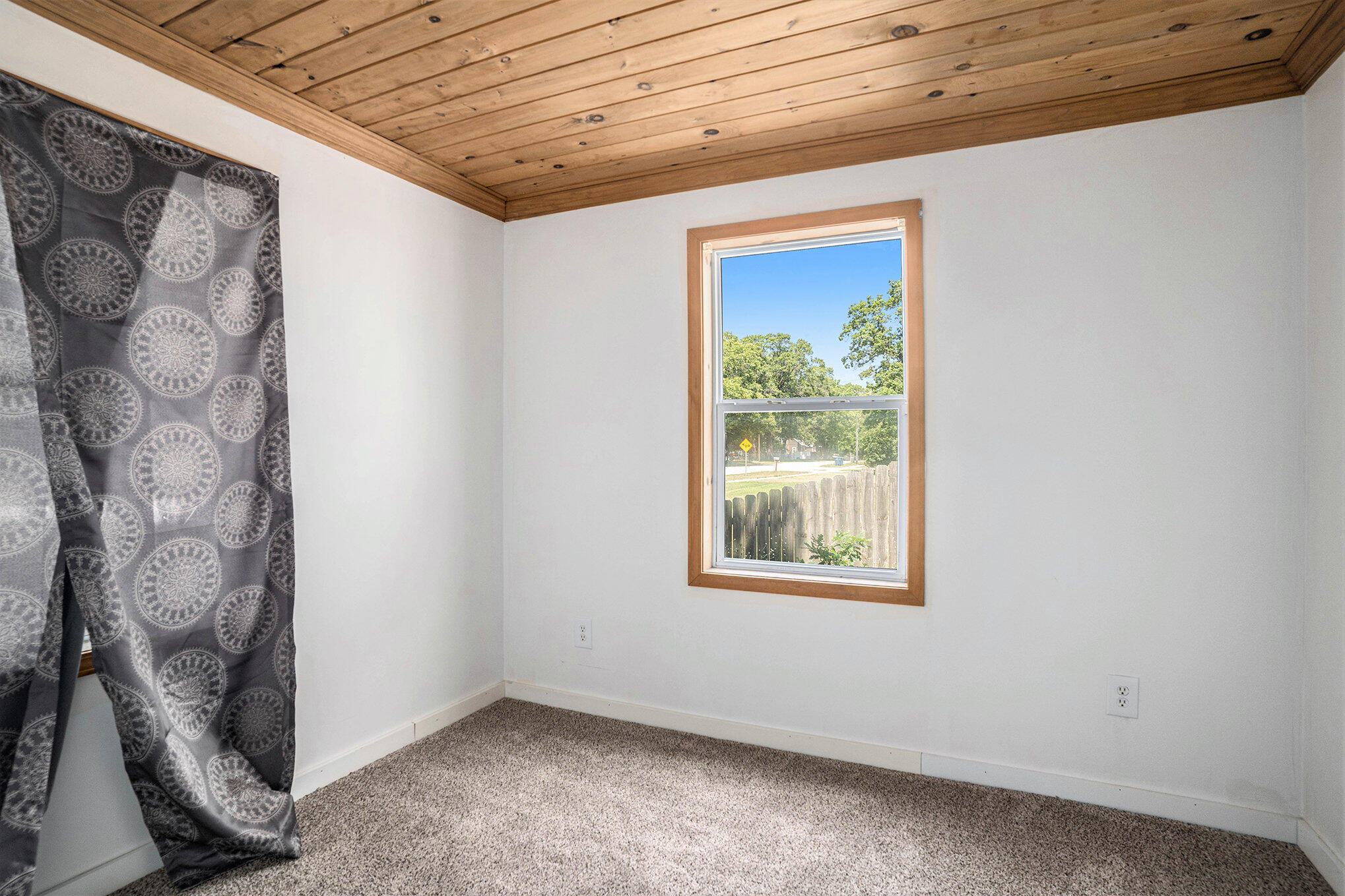 2982 Mcdermott Street Norton Shores MI 49444
