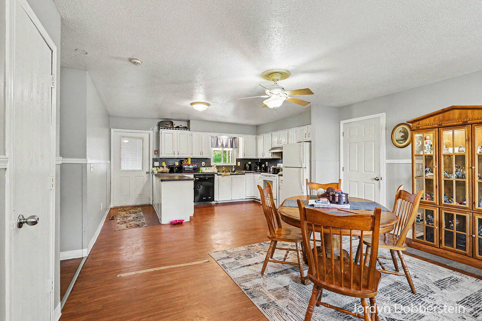 897 E Sternberg Road Norton Shores MI 49441