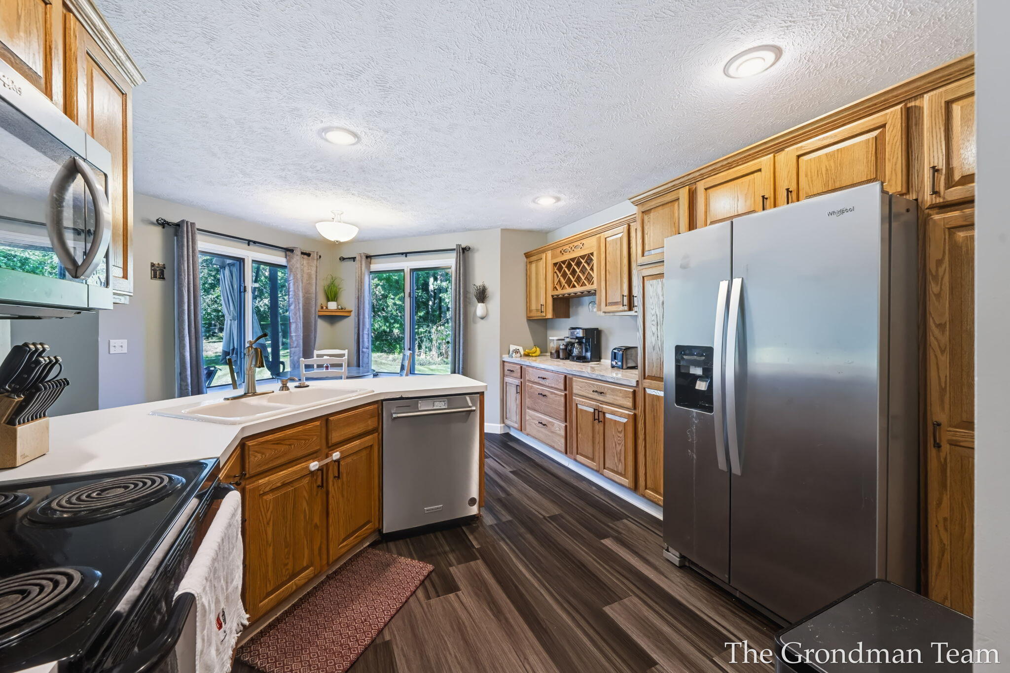 40 Rockview Drive NE Rockford MI 49341