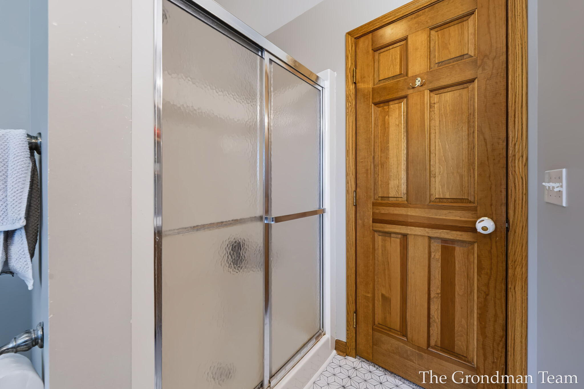 40 Rockview Drive NE Rockford MI 49341