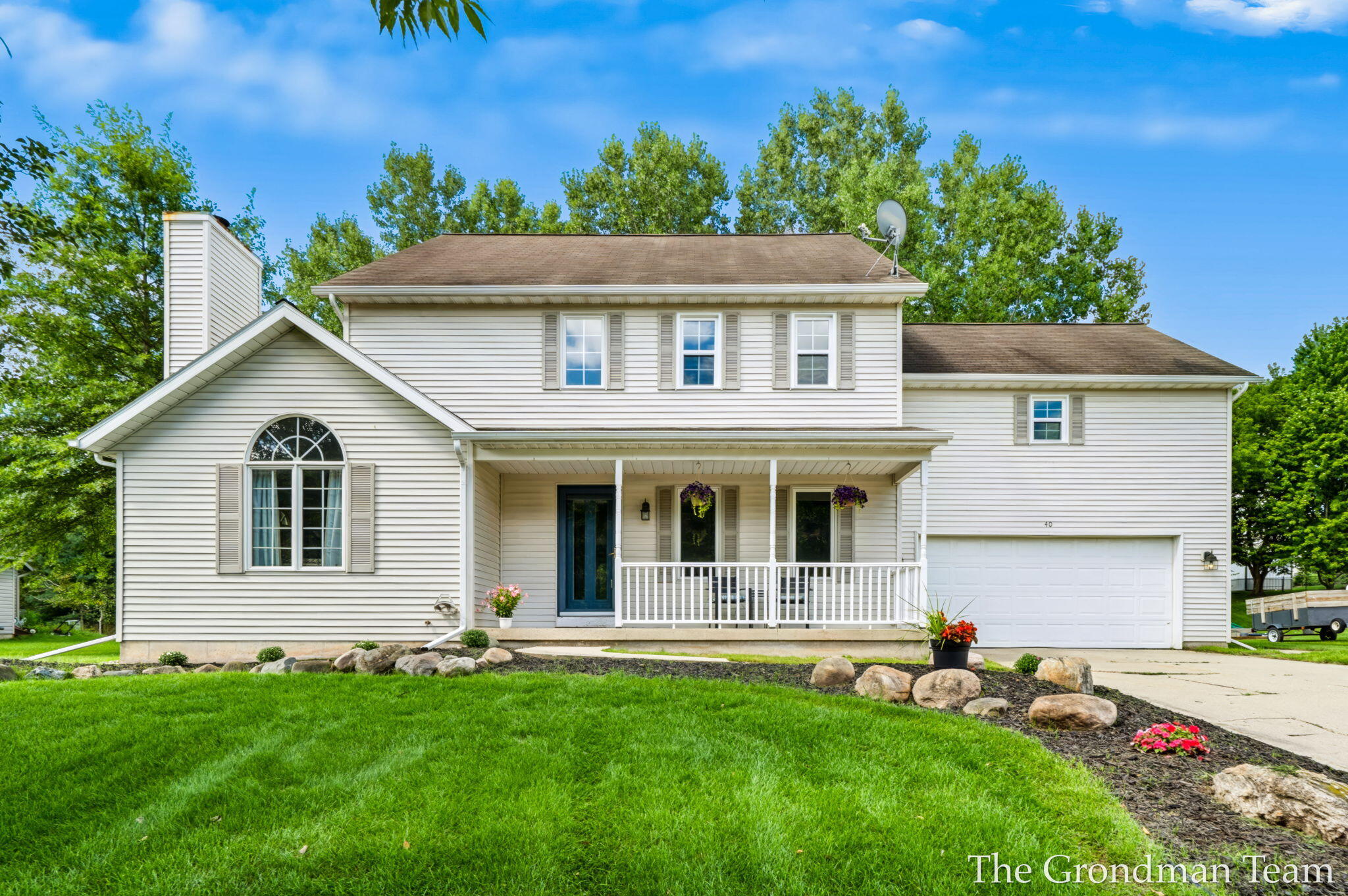 40 Rockview Drive NE Rockford MI 49341