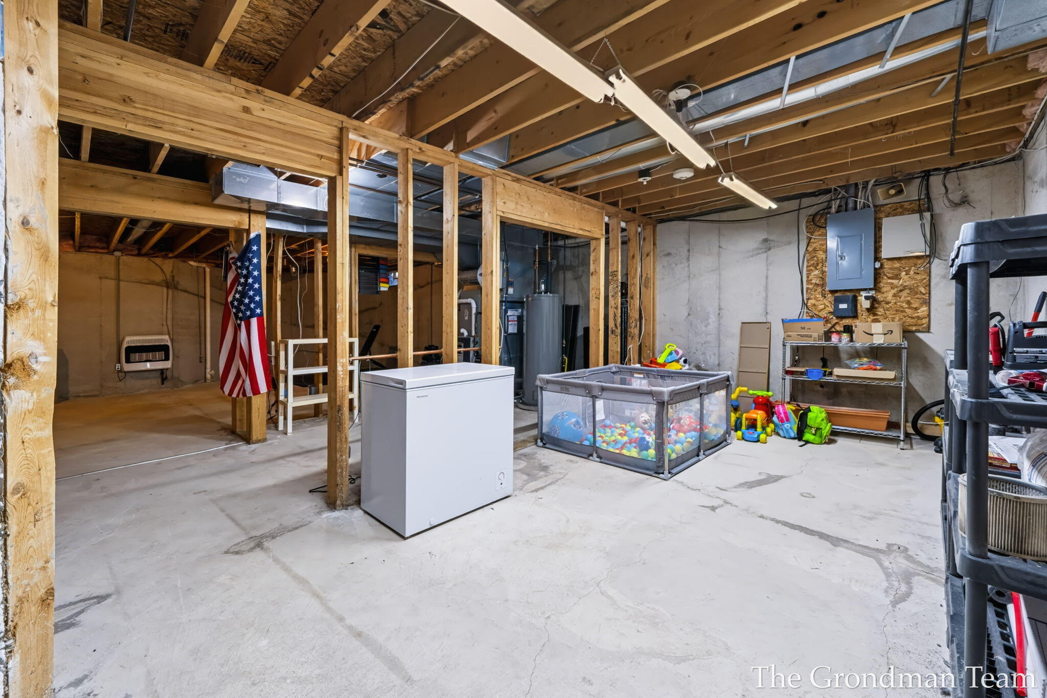 40 Rockview Drive NE Rockford MI 49341
