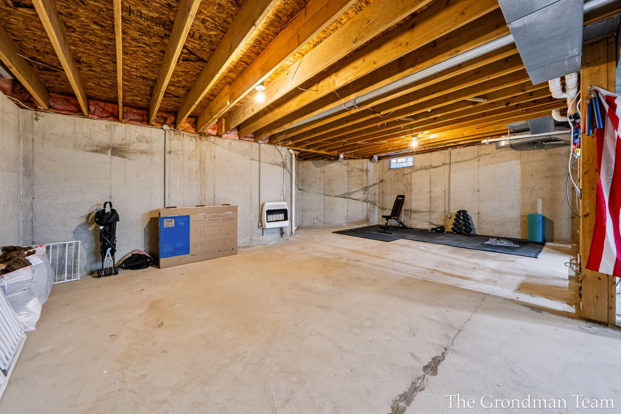 40 Rockview Drive NE Rockford MI 49341
