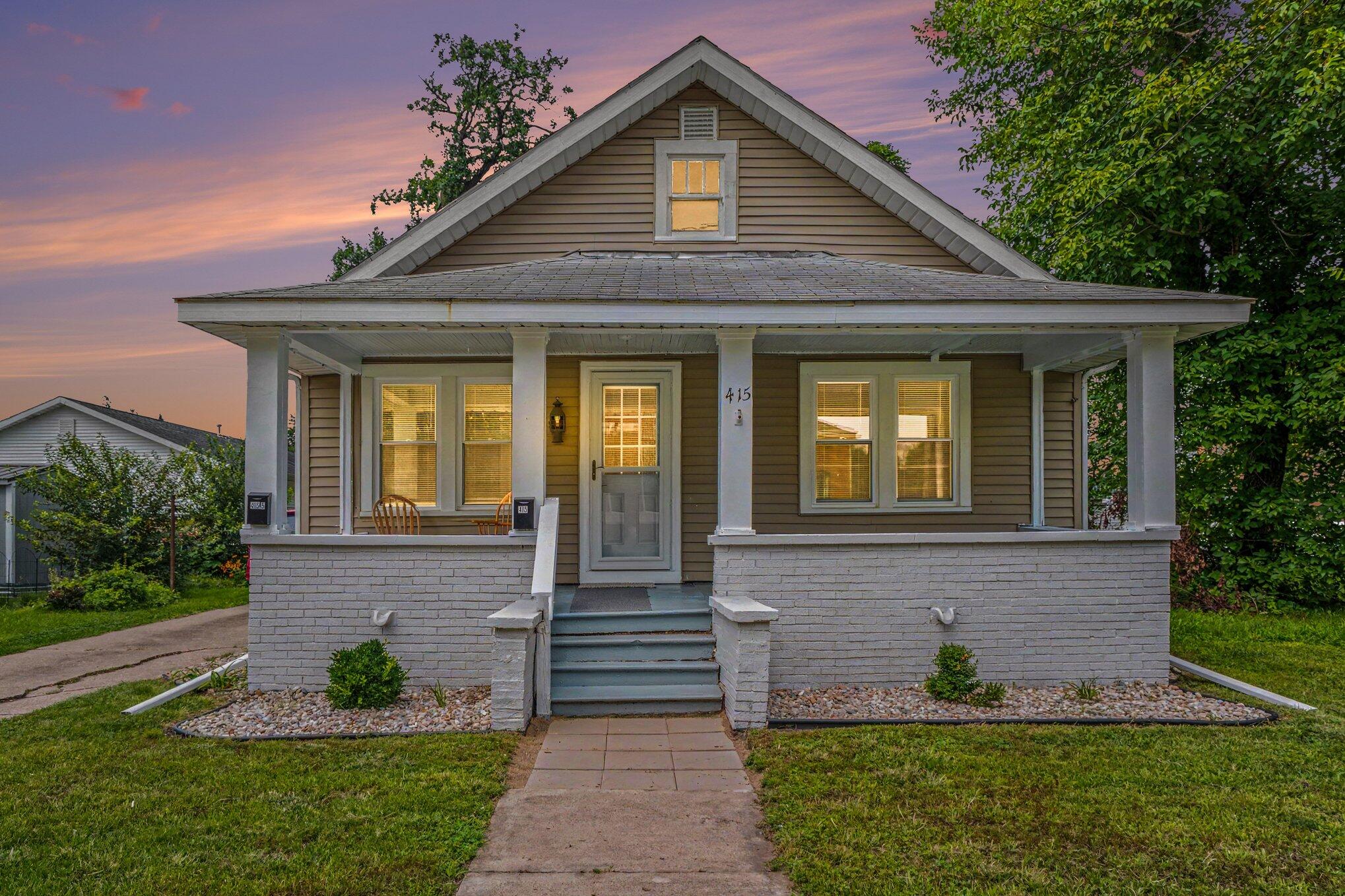 415-415.5 Clay Street Niles MI 49120