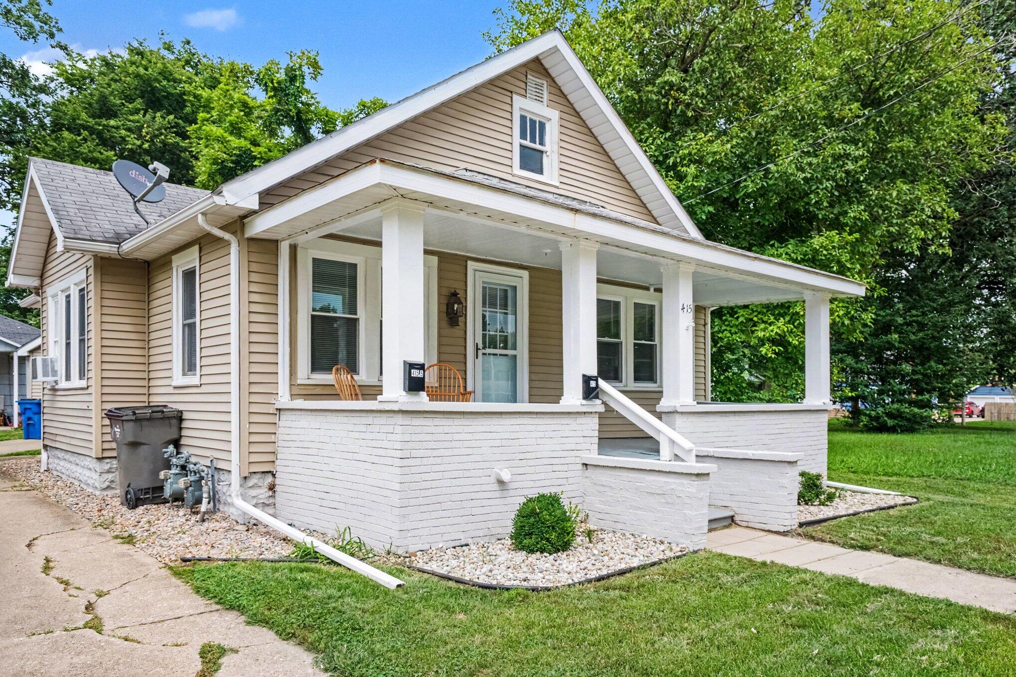 415-415.5 Clay Street Niles MI 49120