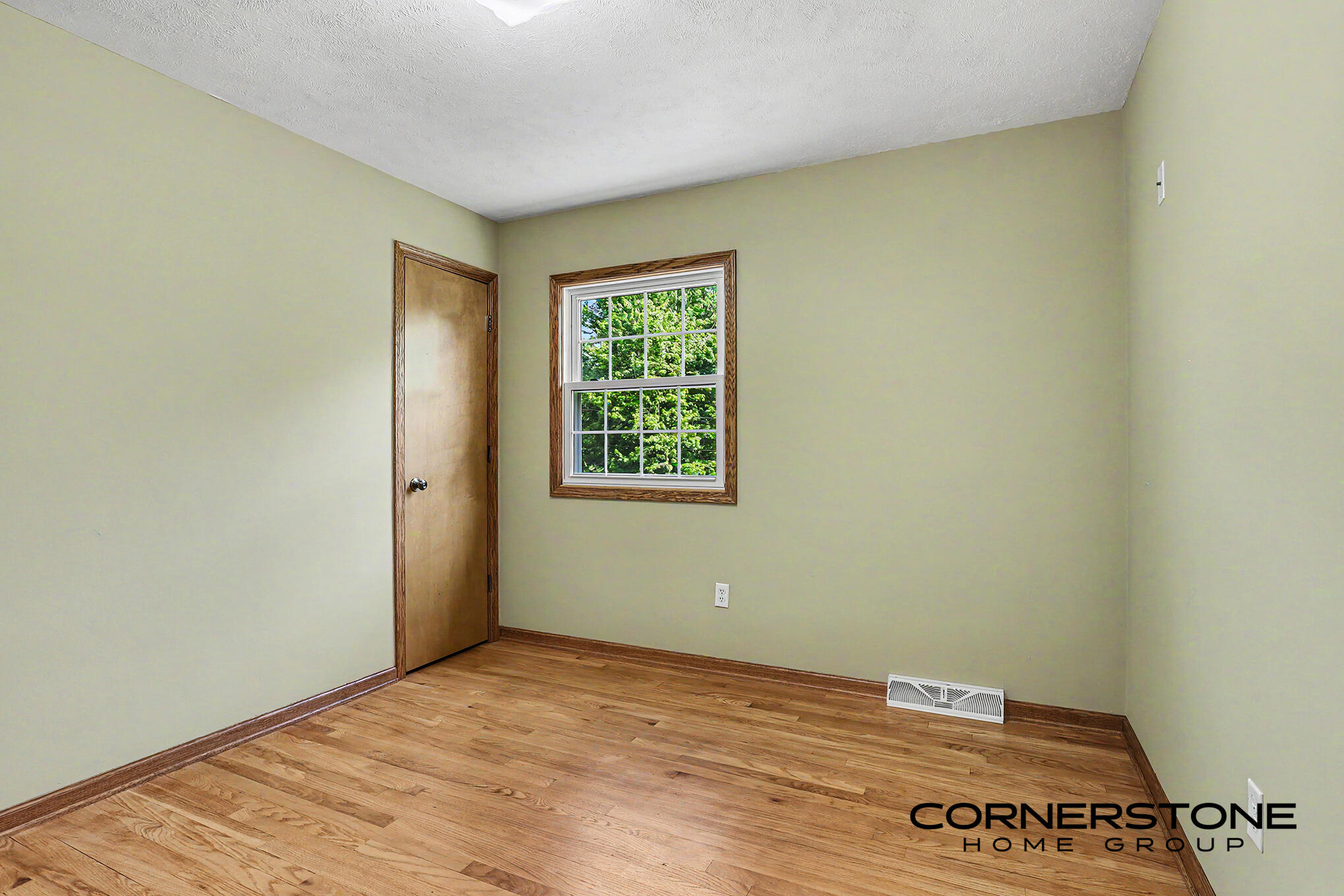 4641 Northview Avenue NE Grand Rapids MI 49525