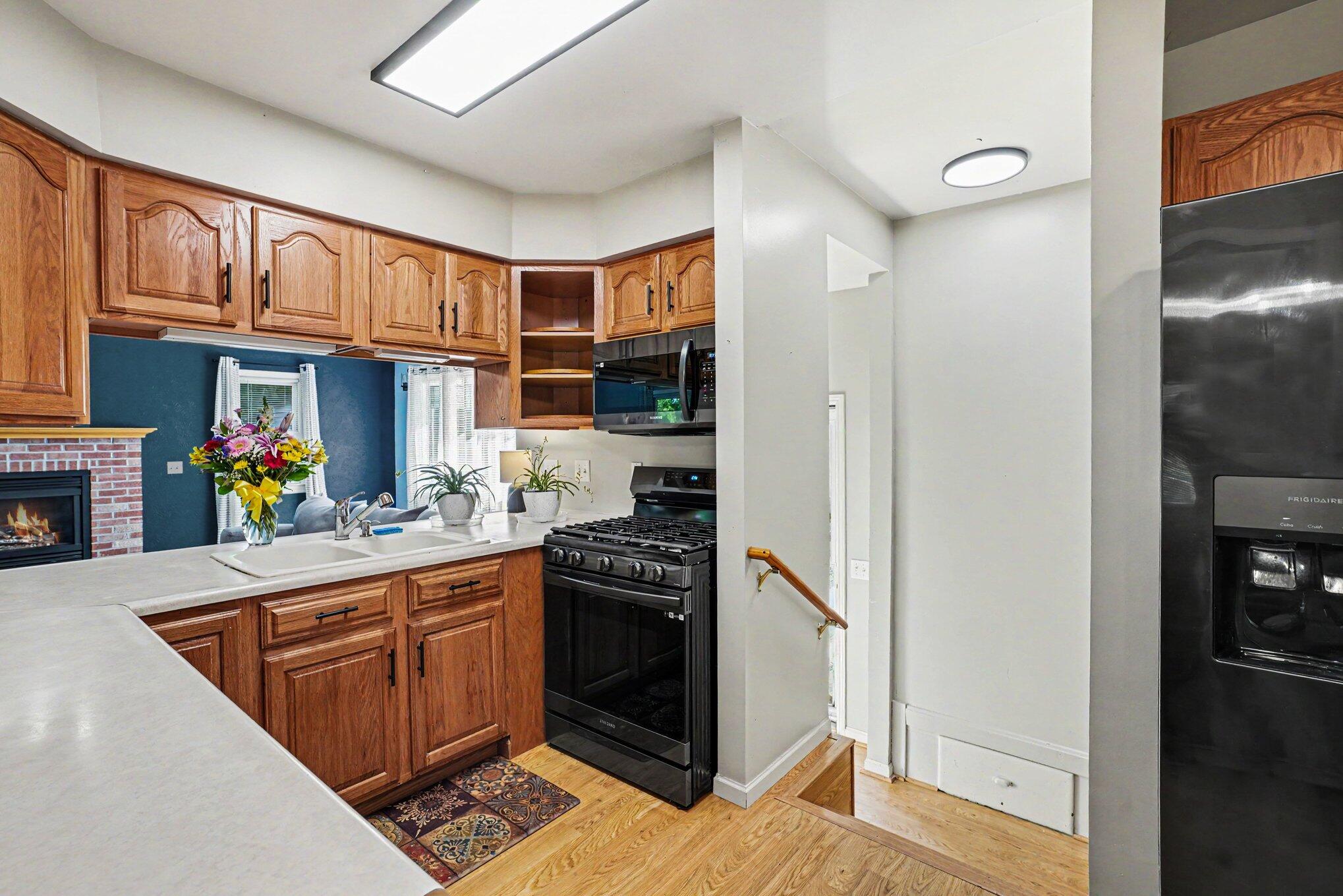 166 Ridgewood Street Kalamazoo MI 49001