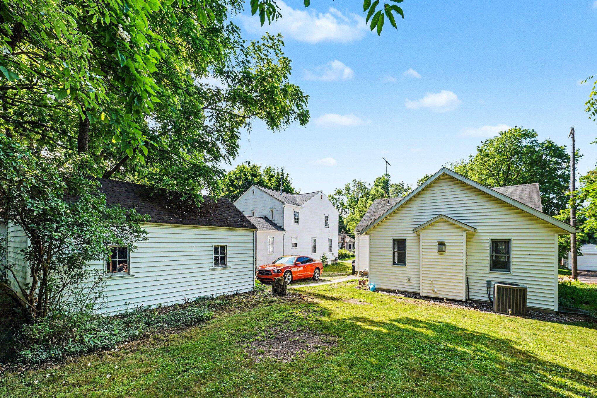 166 Ridgewood Street Kalamazoo MI 49001