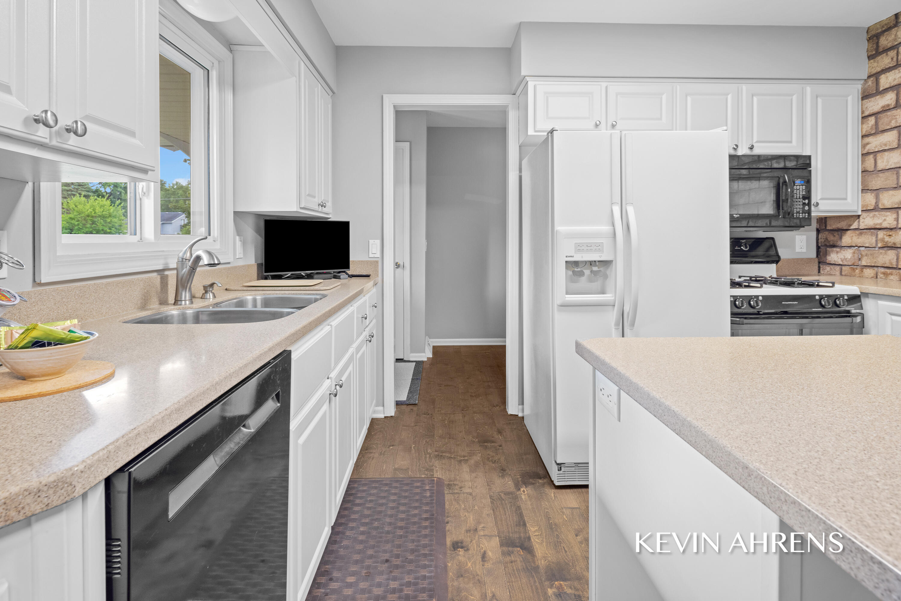 4473 Trail View NE Grand Rapids MI 49525