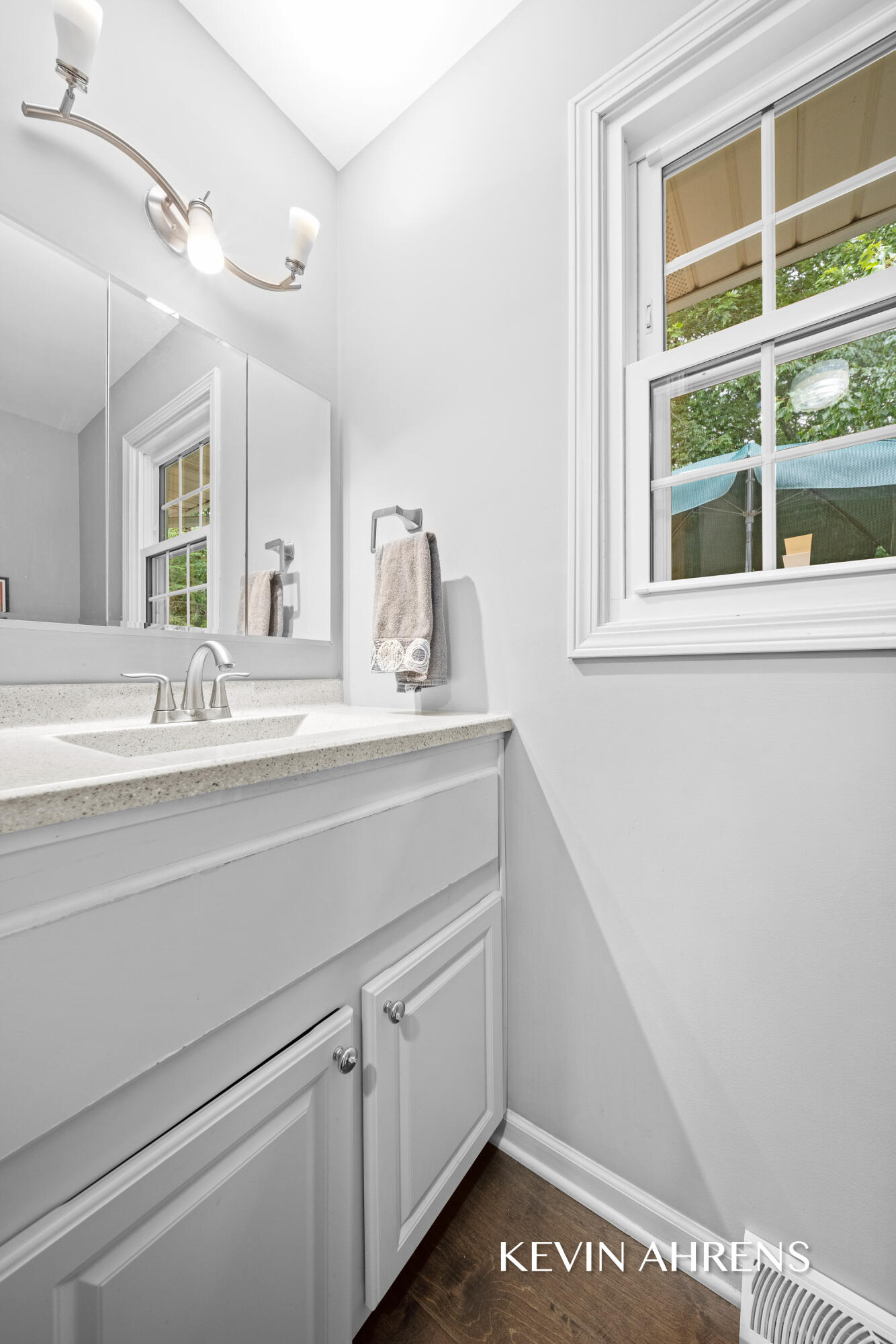 4473 Trail View NE Grand Rapids MI 49525