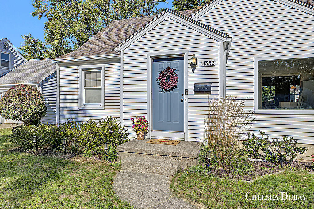 1333 Kelsey Street NE Grand Rapids MI 49505