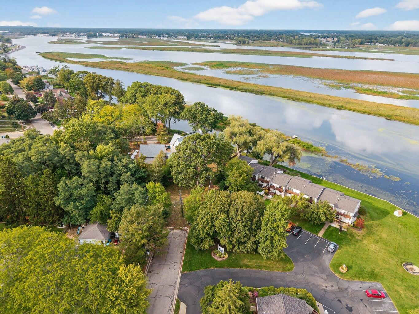 411 Gidley Circle Grand Haven MI 49417