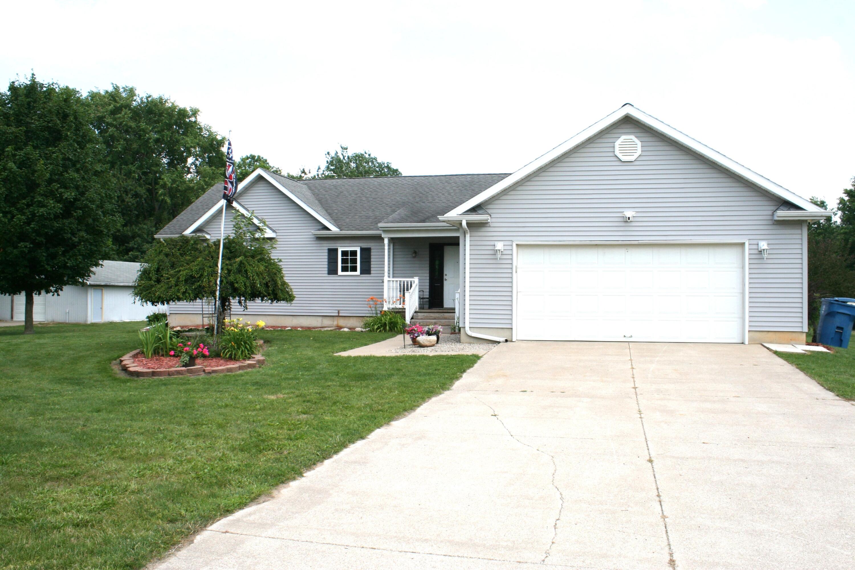 14021 Pardee Road Buchanan MI 49107