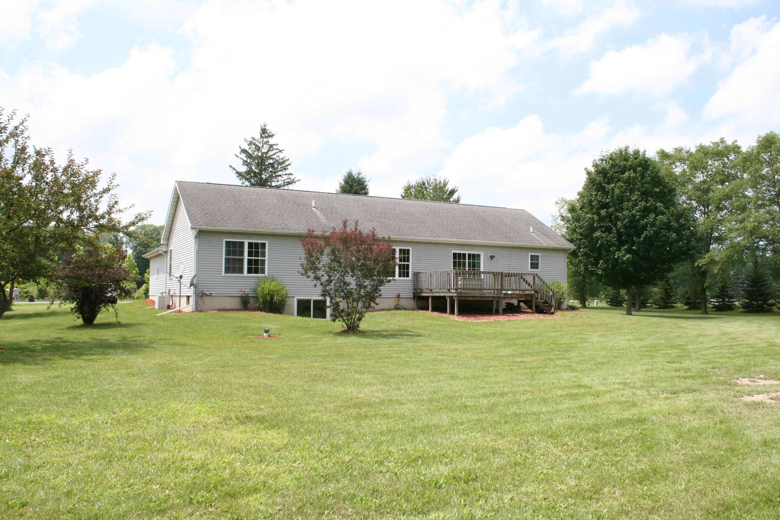 14021 Pardee Road Buchanan MI 49107