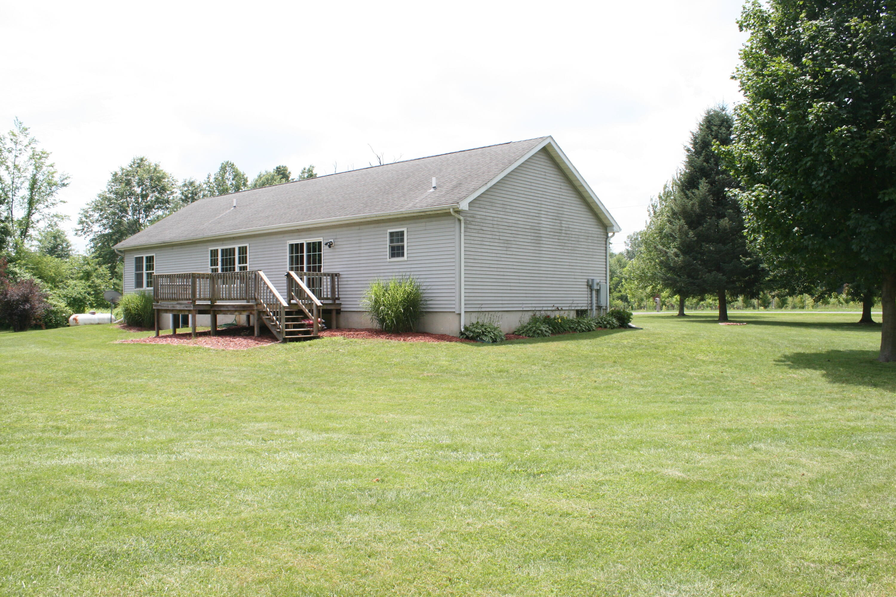 14021 Pardee Road Buchanan MI 49107