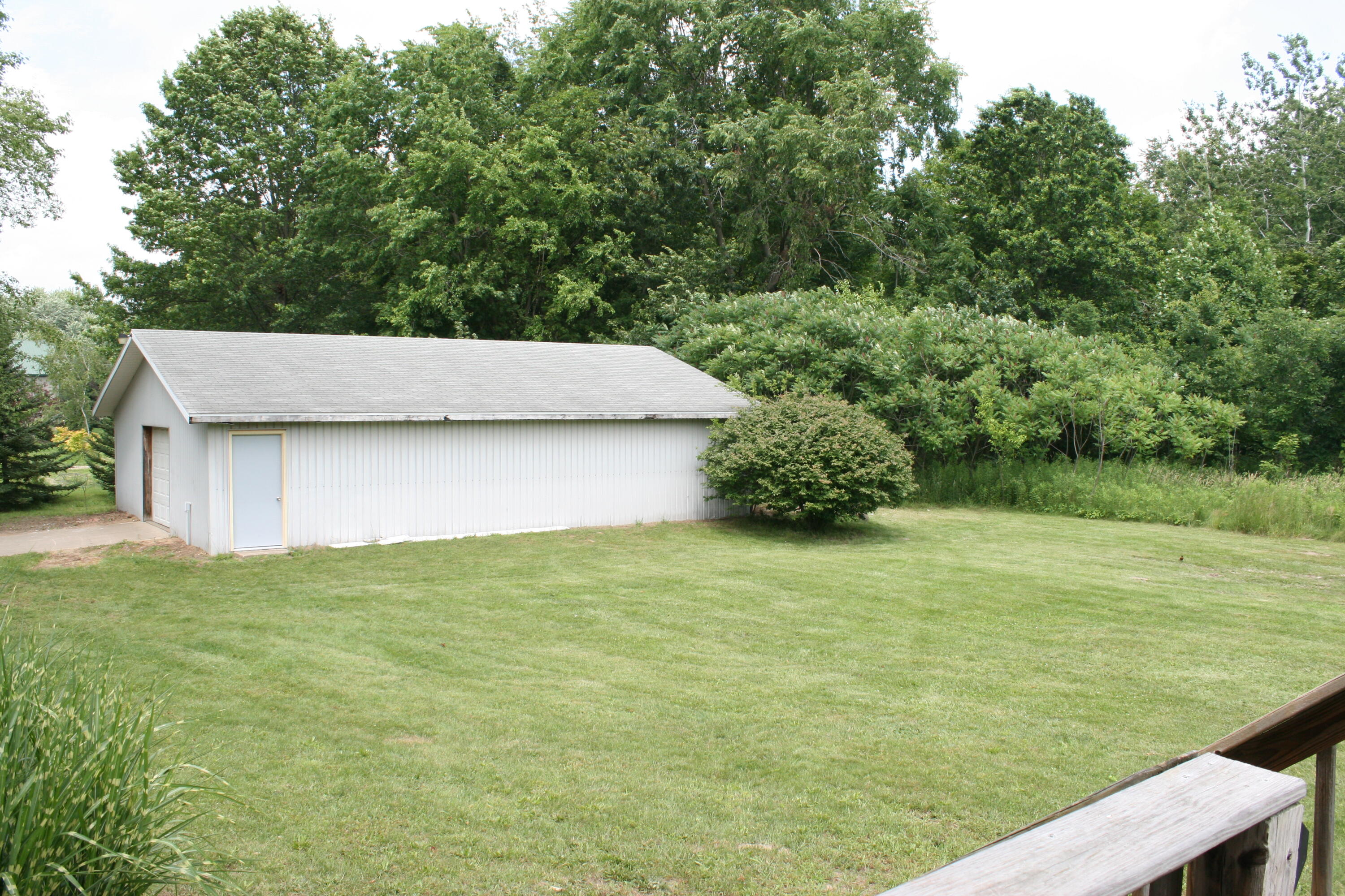 14021 Pardee Road Buchanan MI 49107