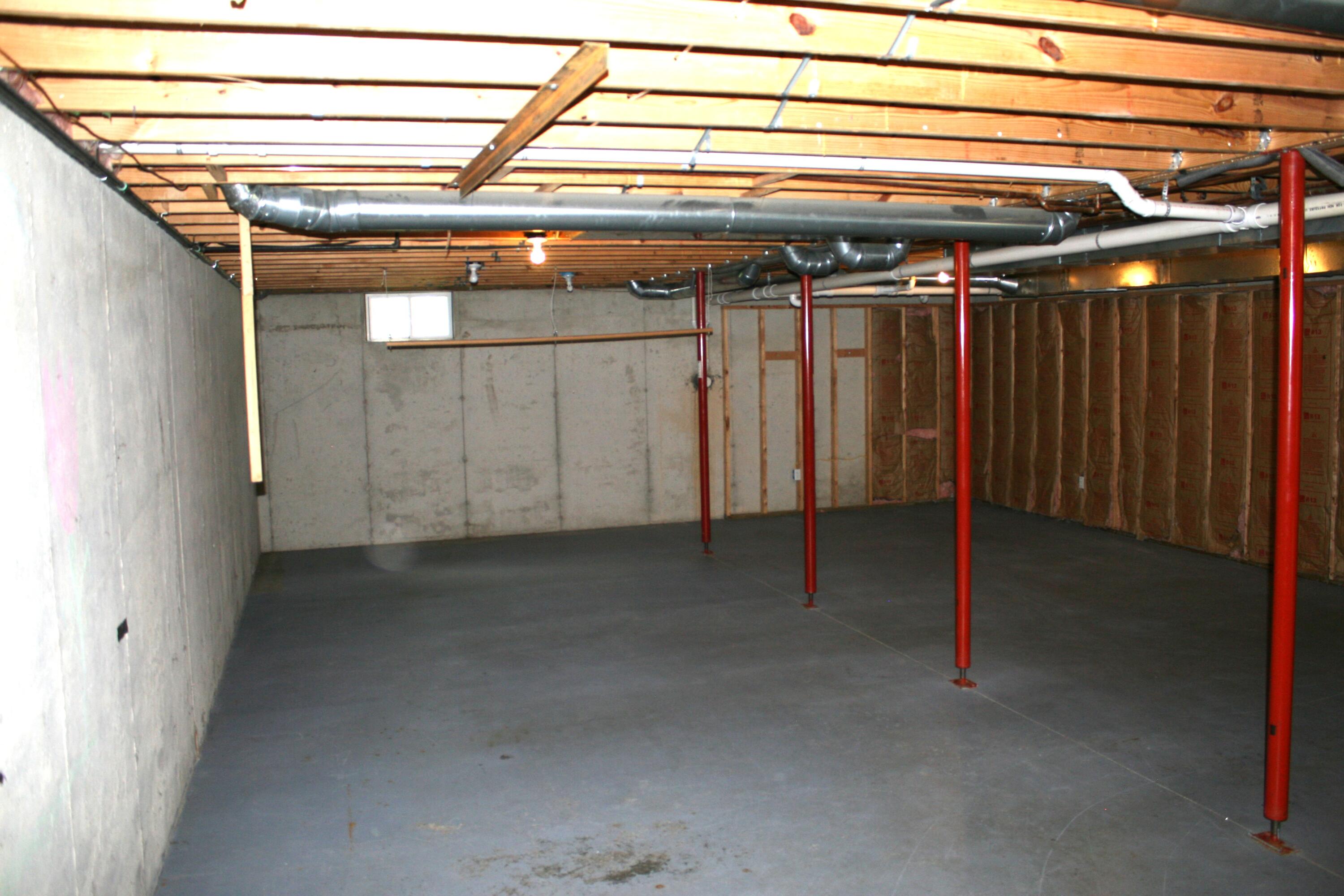 14021 Pardee Road Buchanan MI 49107