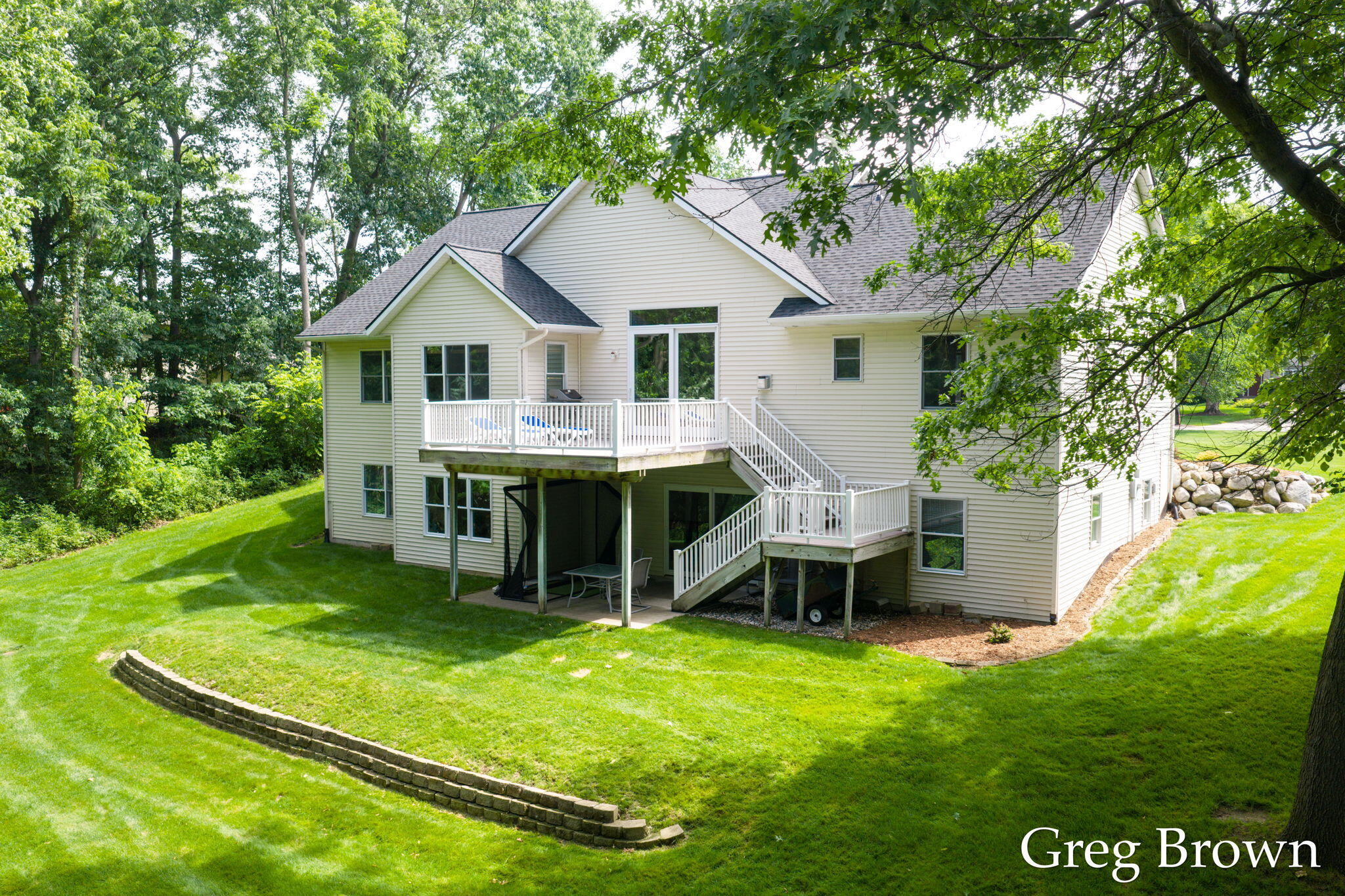 1995 Knollpoint Drive NE Ada MI 49301
