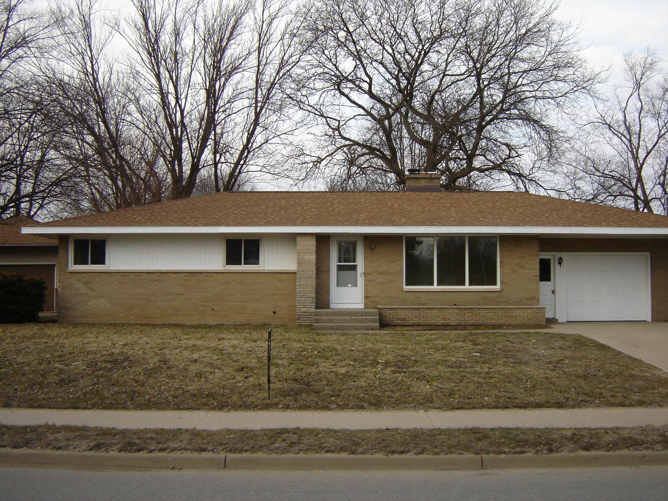 271 68th Street SW Grand Rapids MI 49548