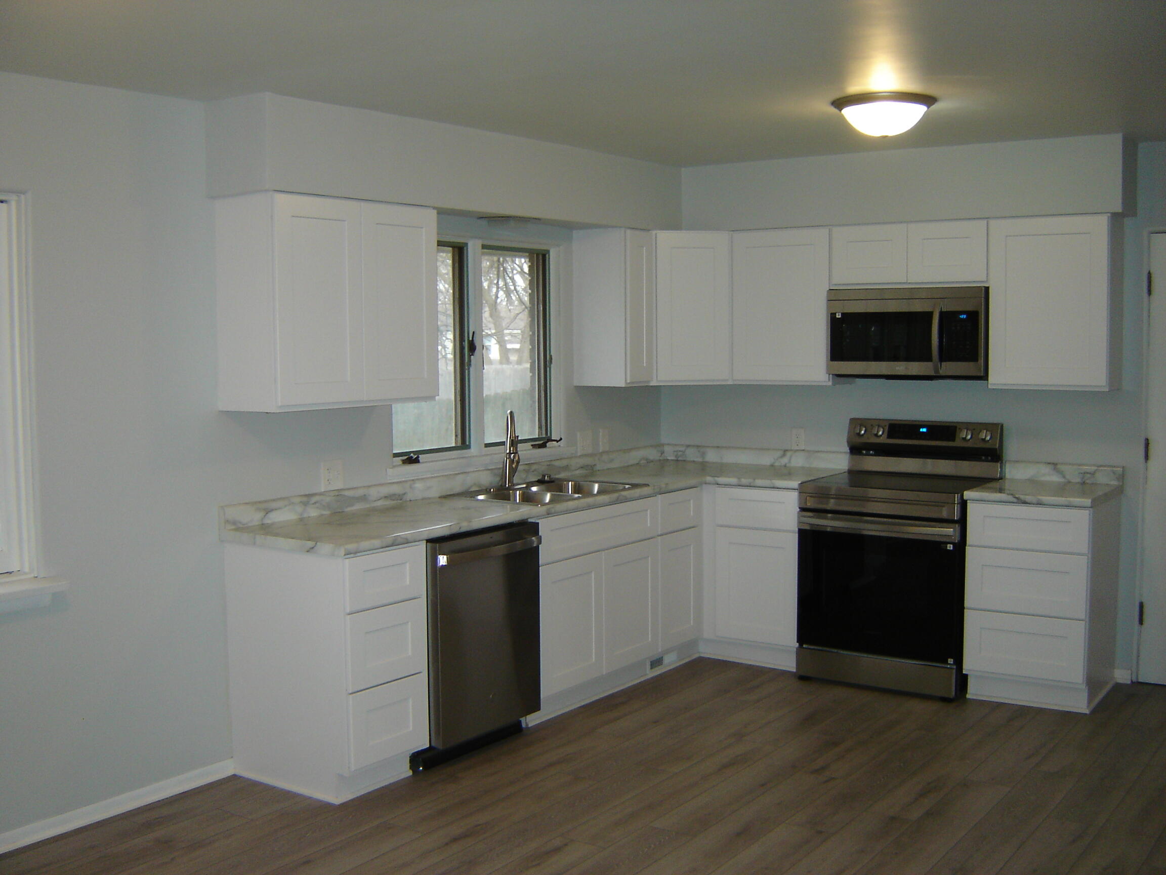 271 68th Street SW Grand Rapids MI 49548