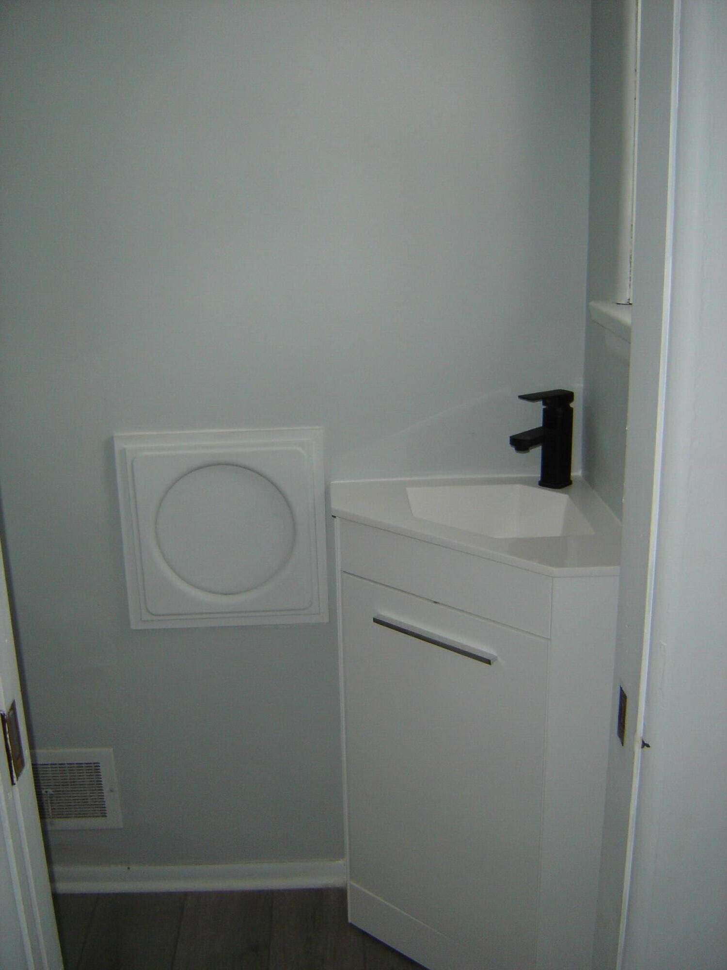 271 68th Street SW Grand Rapids MI 49548