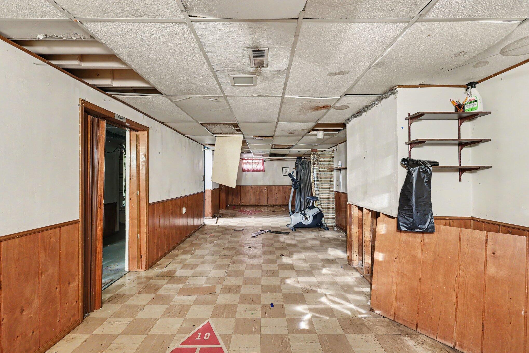 1325 Francis Avenue Muskegon MI 49442
