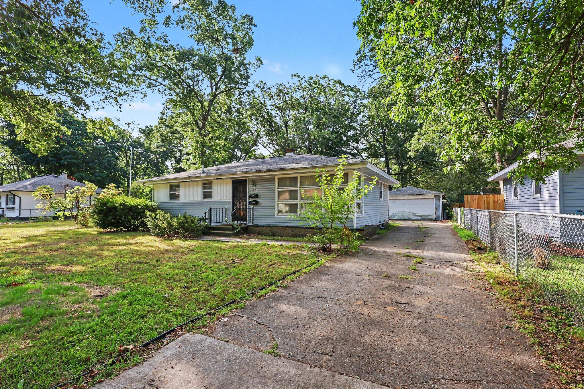 1325 Francis Avenue Muskegon MI 49442