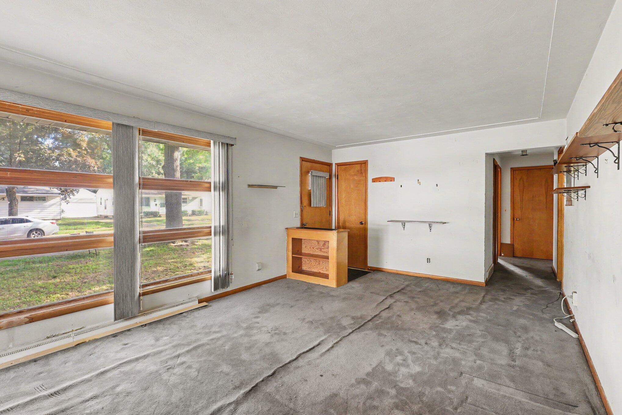 1325 Francis Avenue Muskegon MI 49442