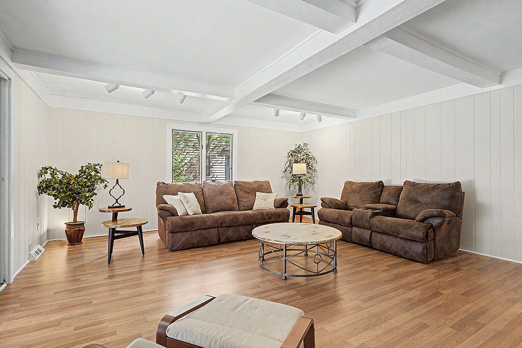 6680 Gleneagles Drive SE Grand Rapids MI 49546