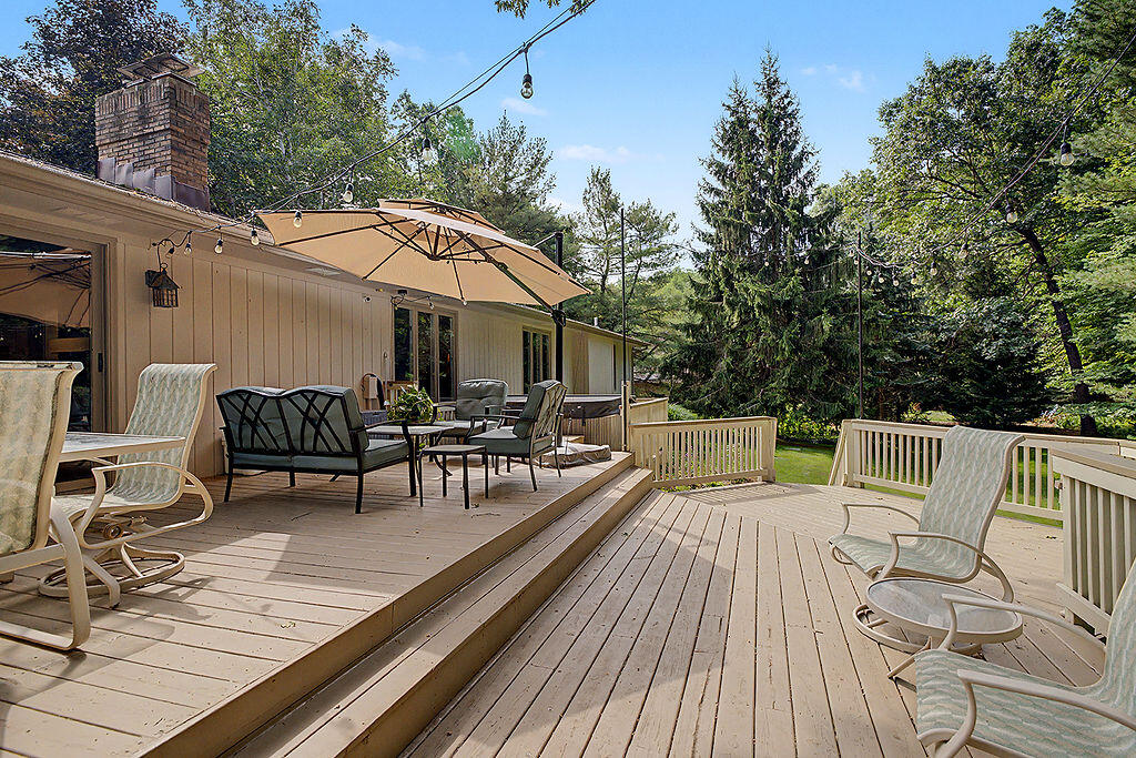 6680 Gleneagles Drive SE Grand Rapids MI 49546