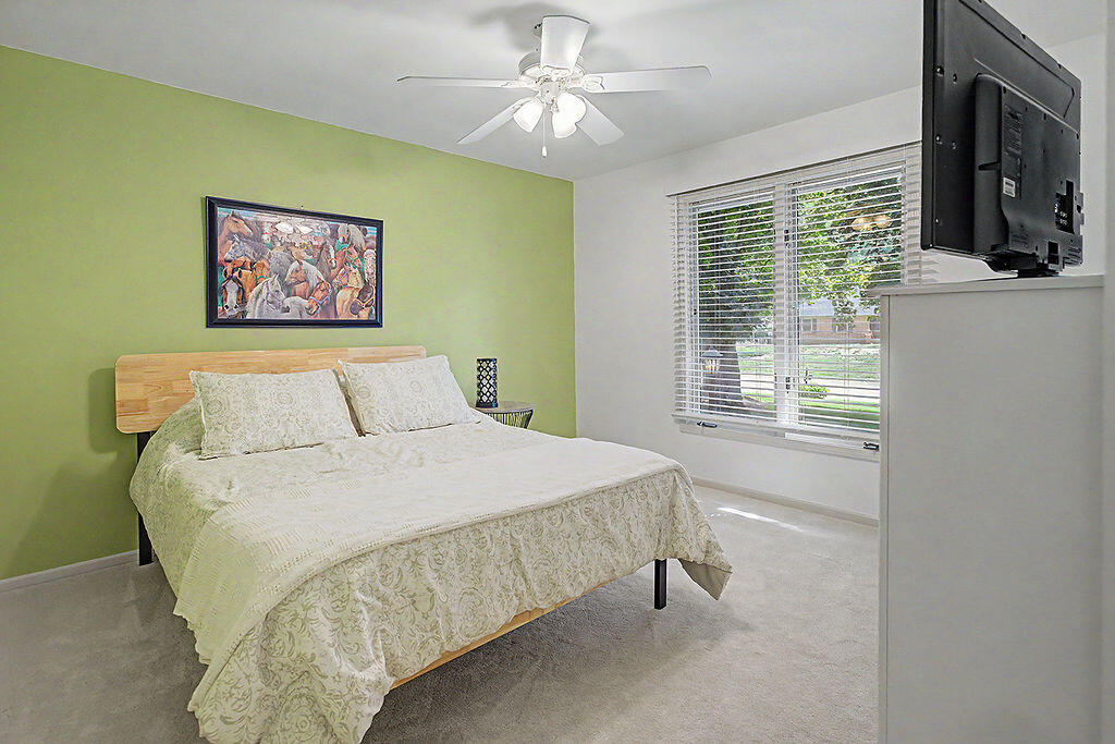 6680 Gleneagles Drive SE Grand Rapids MI 49546